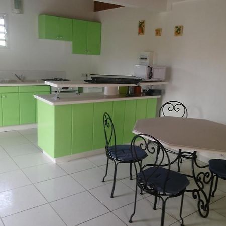 Labe Kaz Kreyol Studio Le Moule Exterior photo